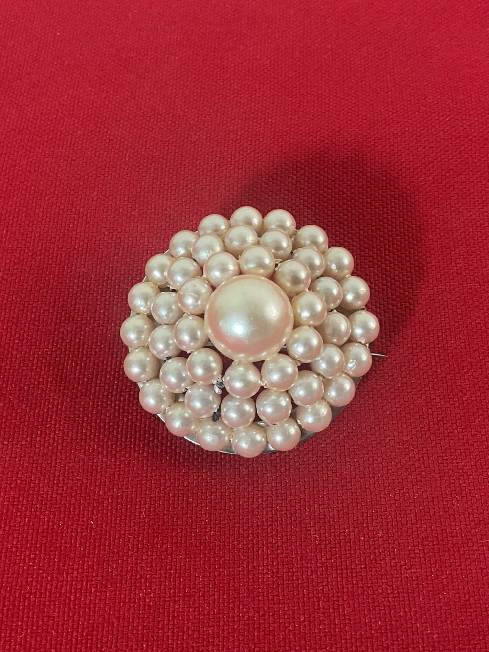 Vintage Faux Pearl Cluster Brooch Pin Round Domed Flower Sunburst Costume Jewelr